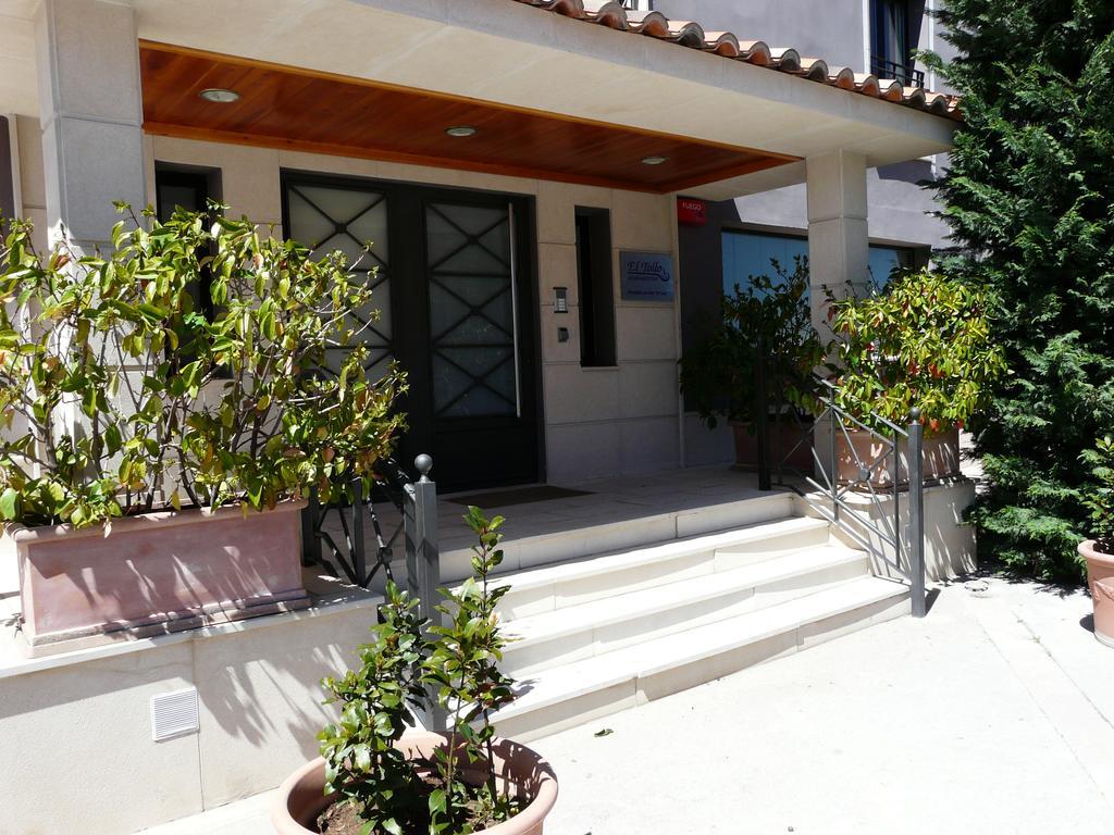 Hotel Restaurante El Tollo ウティエル エクステリア 写真